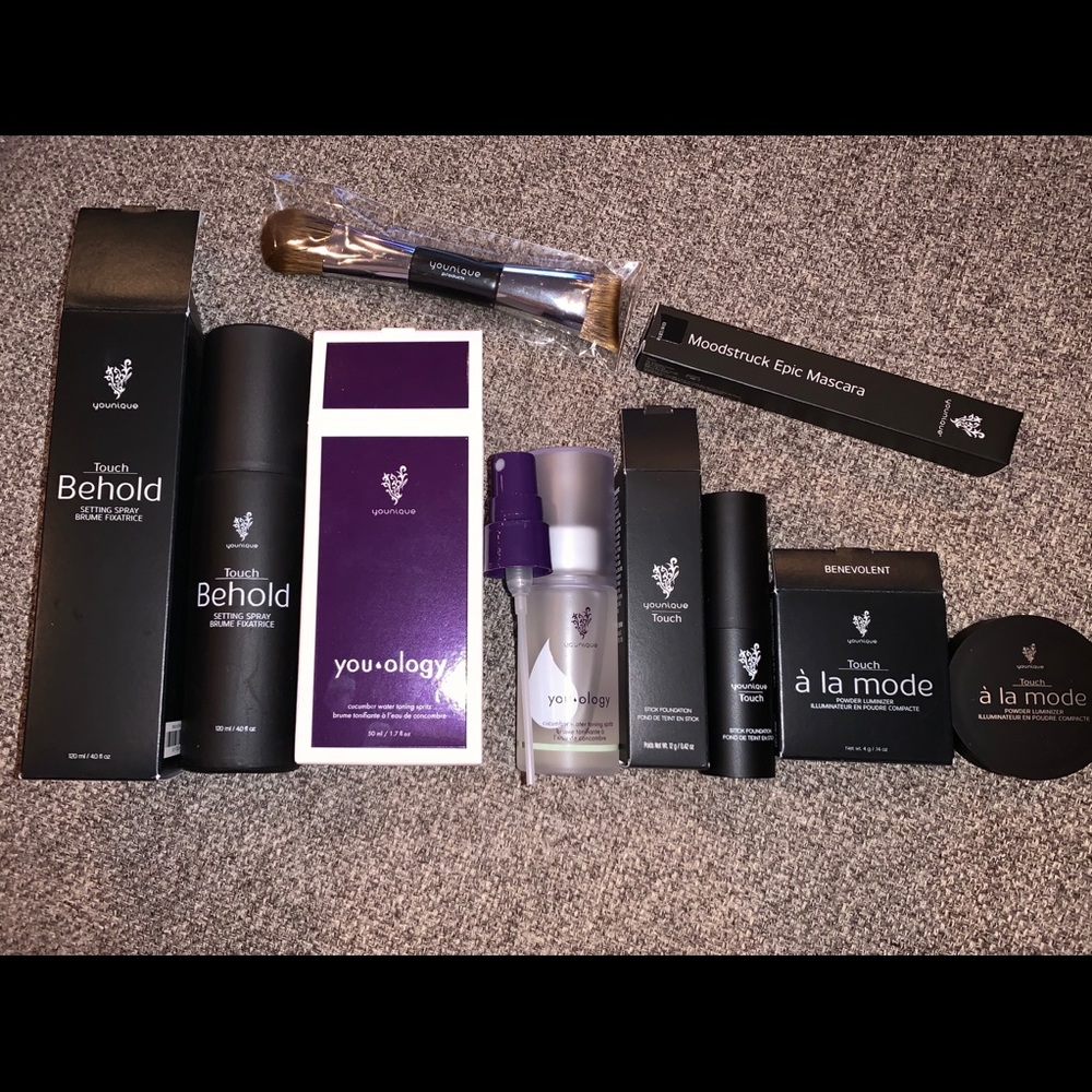 Younique Makeup Bundle